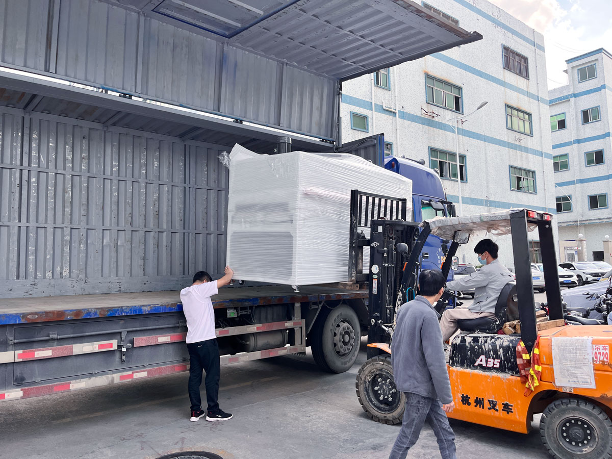 1646984556178829.jpg 2022.3.10廣東震儀智能裝備股份有限公司AF線性等離子噴涂鍍膜整線設(shè)備出貨現(xiàn)場(chǎng)