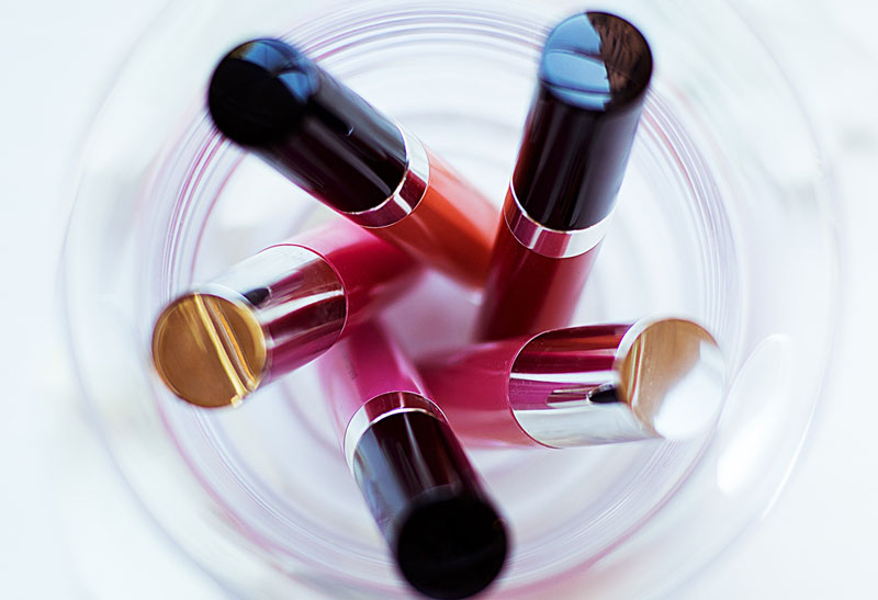 等離子清洗機在化妝品行業的應用 等離子清洗機在化妝品行業的應用