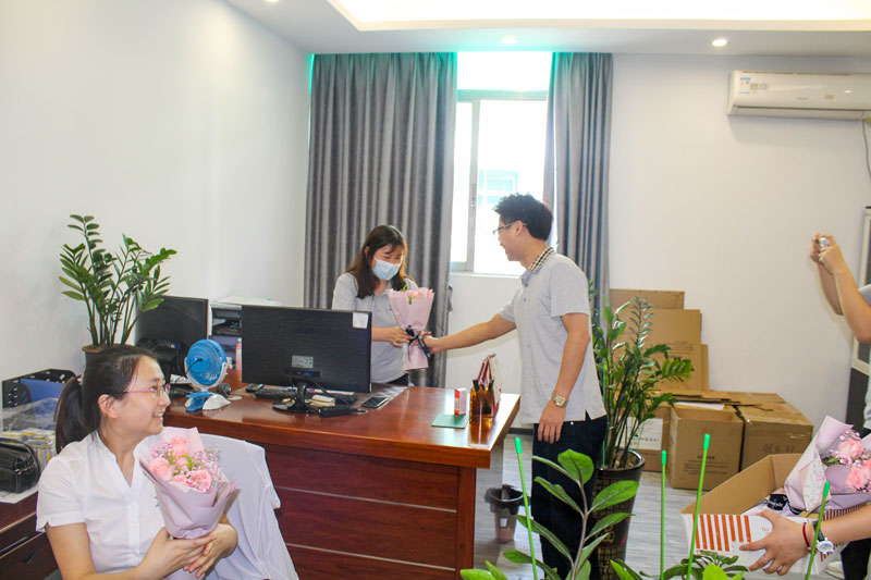 震儀股份520情人節(jié)現(xiàn)場(chǎng)