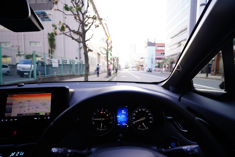 AG防眩光玻璃的光澤度與霧度、閃光點(diǎn)、粗糙度和清晰度之間的關(guān)系