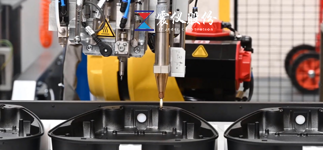 Is it better to use a normal pressure plasma cleaning machine or a vacuum plasma cleaning machine for lithium batteries