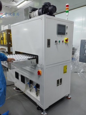 What is the operating principle of plasma cleaning technology in the field of plastic parts?