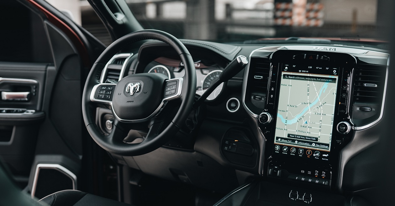 勝利精密：公司車載中央控制面板和其他產品使用AR減反射鍍膜、AF防指紋鍍膜和AG防眩光鍍膜等技術