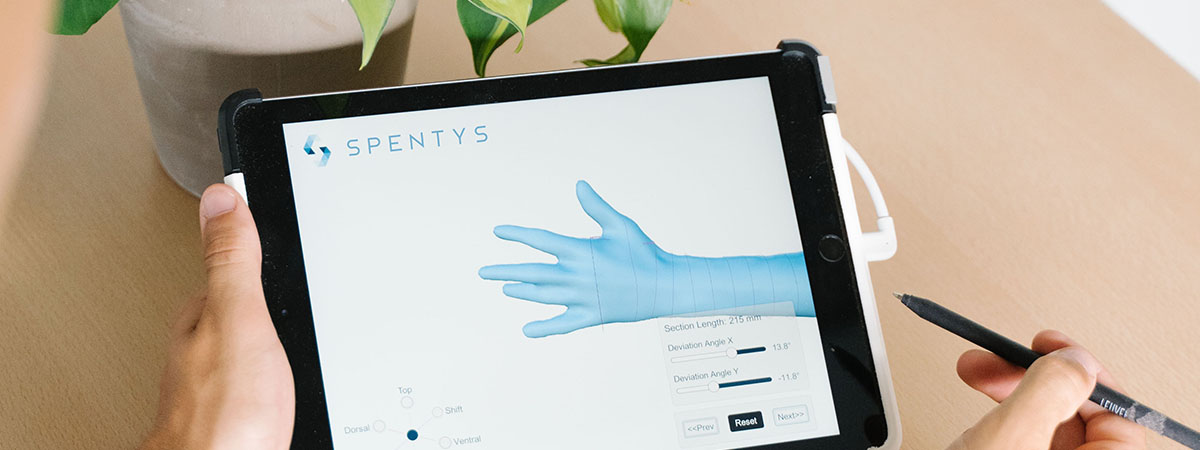 5G通信技術商用高端平板的防眩光鍍膜噴涂設備廠家那家好?