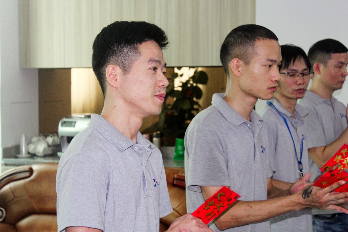 震儀股份“9月份月度會議”表彰優(yōu)秀員工，喜迎國慶