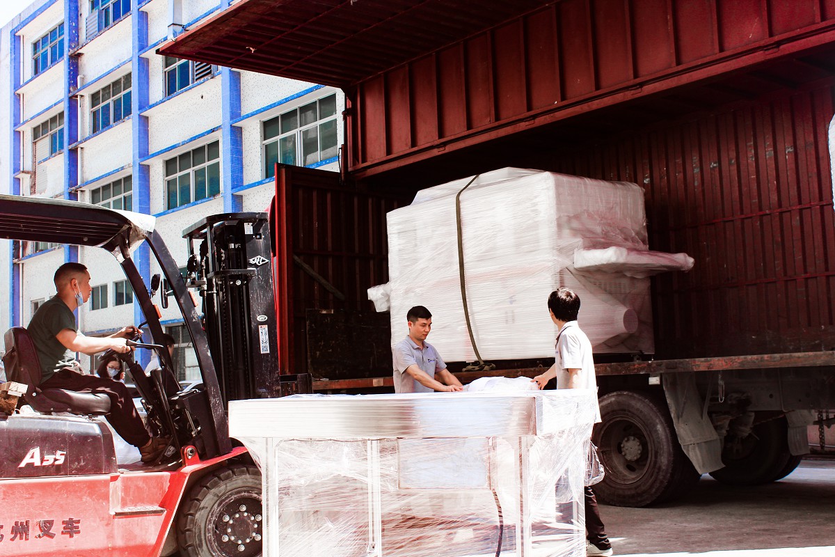 the af9000-800 linear plasma spraying machine of seismograph Co., Ltd. was shipped again!